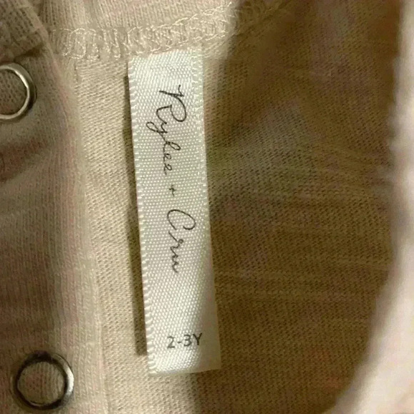 Rylee + Cru Bubble Romper - Picture 3 of 3